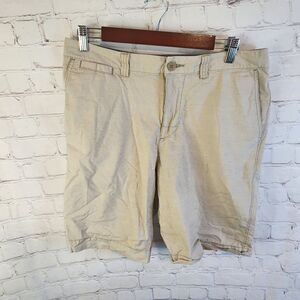 Men's Le Tigre flat front khaki shorts, size 34
